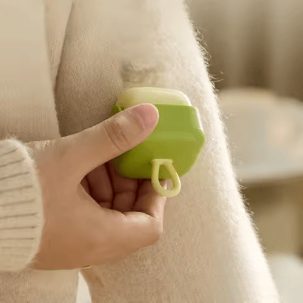FurLift™ Portable Lint Remover — Instantly Removes Pet Hair & Lint